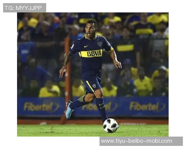 特维斯重返博卡主场获赠纪念球衣感动不已重温昔日辉煌 特维斯重返博卡主场获赠纪念球衣感动不已重温昔日辉煌